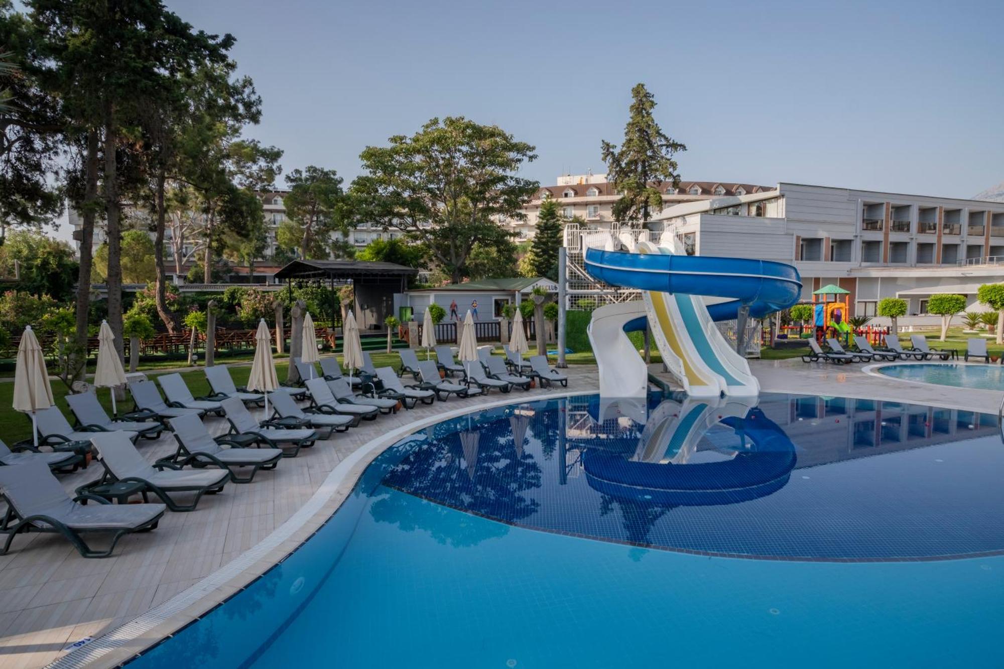 Fore Resort & Spa 凯梅尔 外观 照片