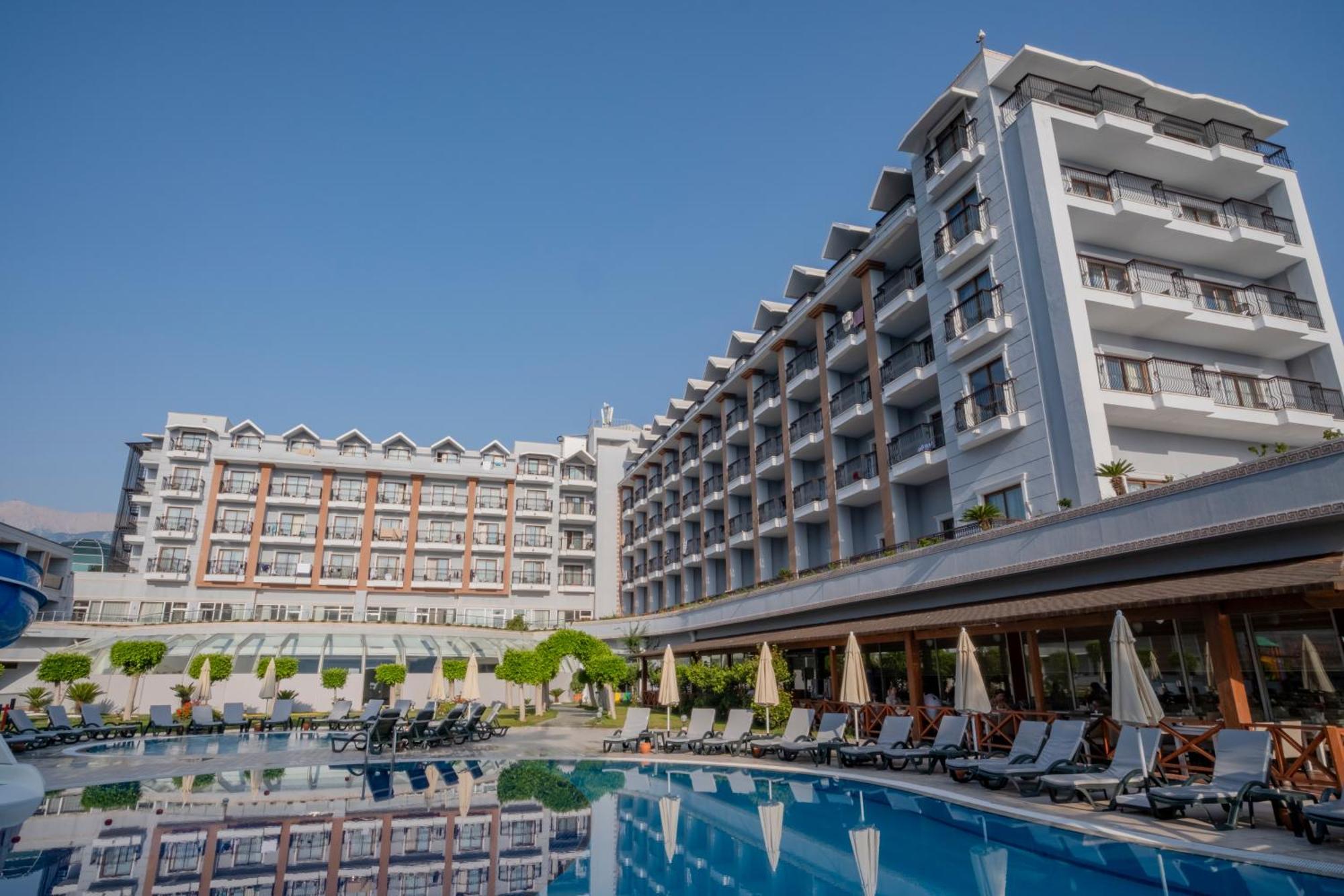 Fore Resort & Spa 凯梅尔 外观 照片