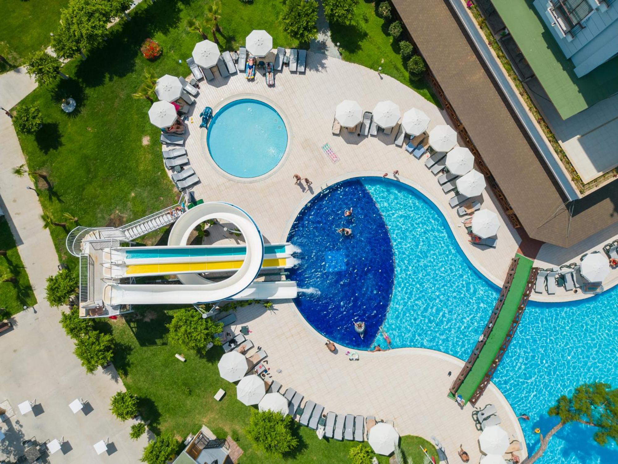Fore Resort & Spa 凯梅尔 外观 照片